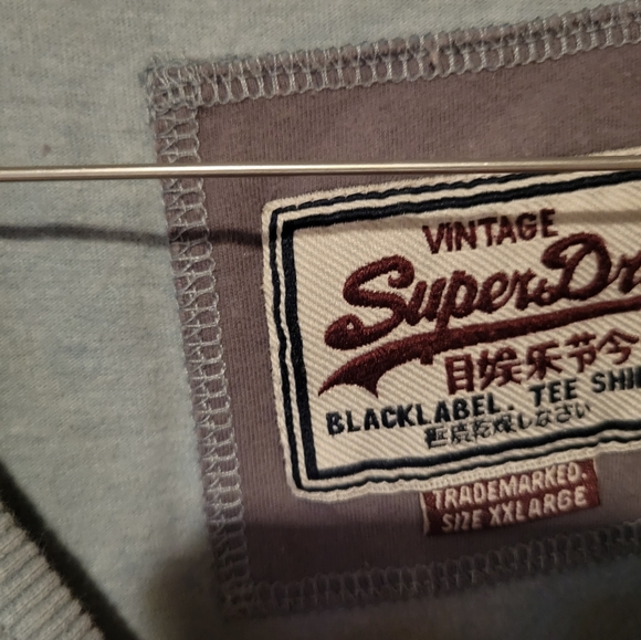 Superdry t-shirt - Picture 2 of 2